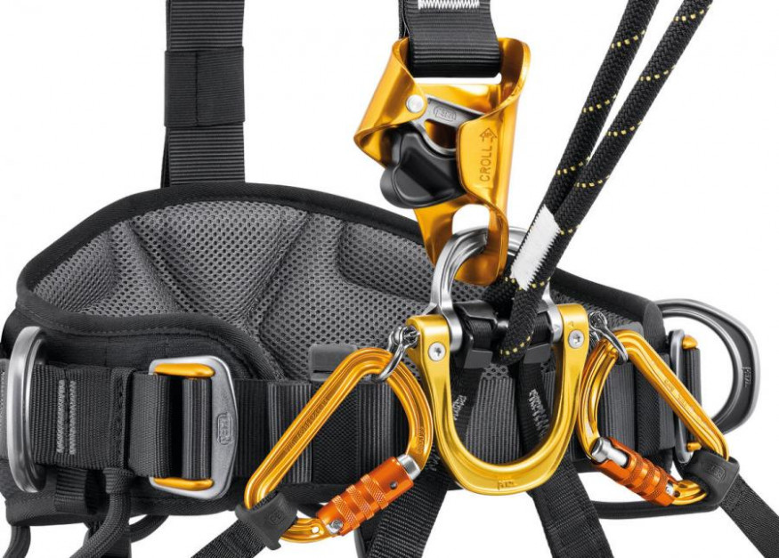 Привязь страховочная PETZL Astro Bod Fast